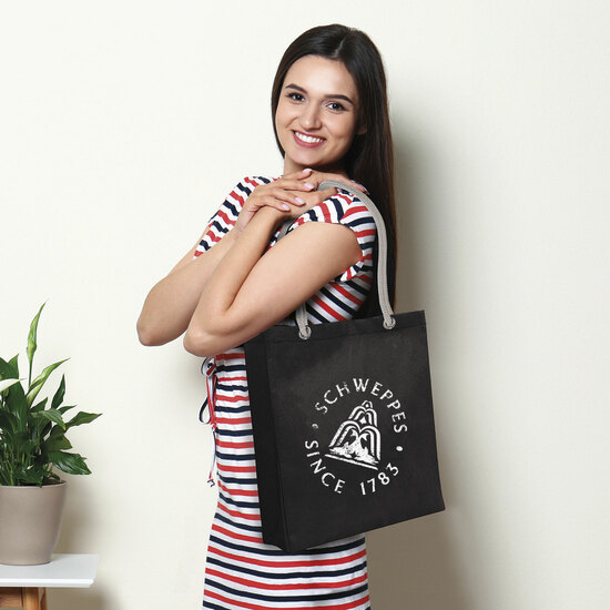 BERLIN - Tragetasche mit Tragekordeln